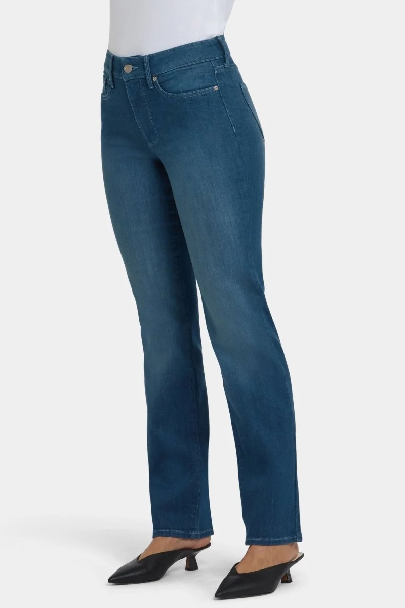Marilyn Straight Jeans in Tall | Hugo Rain