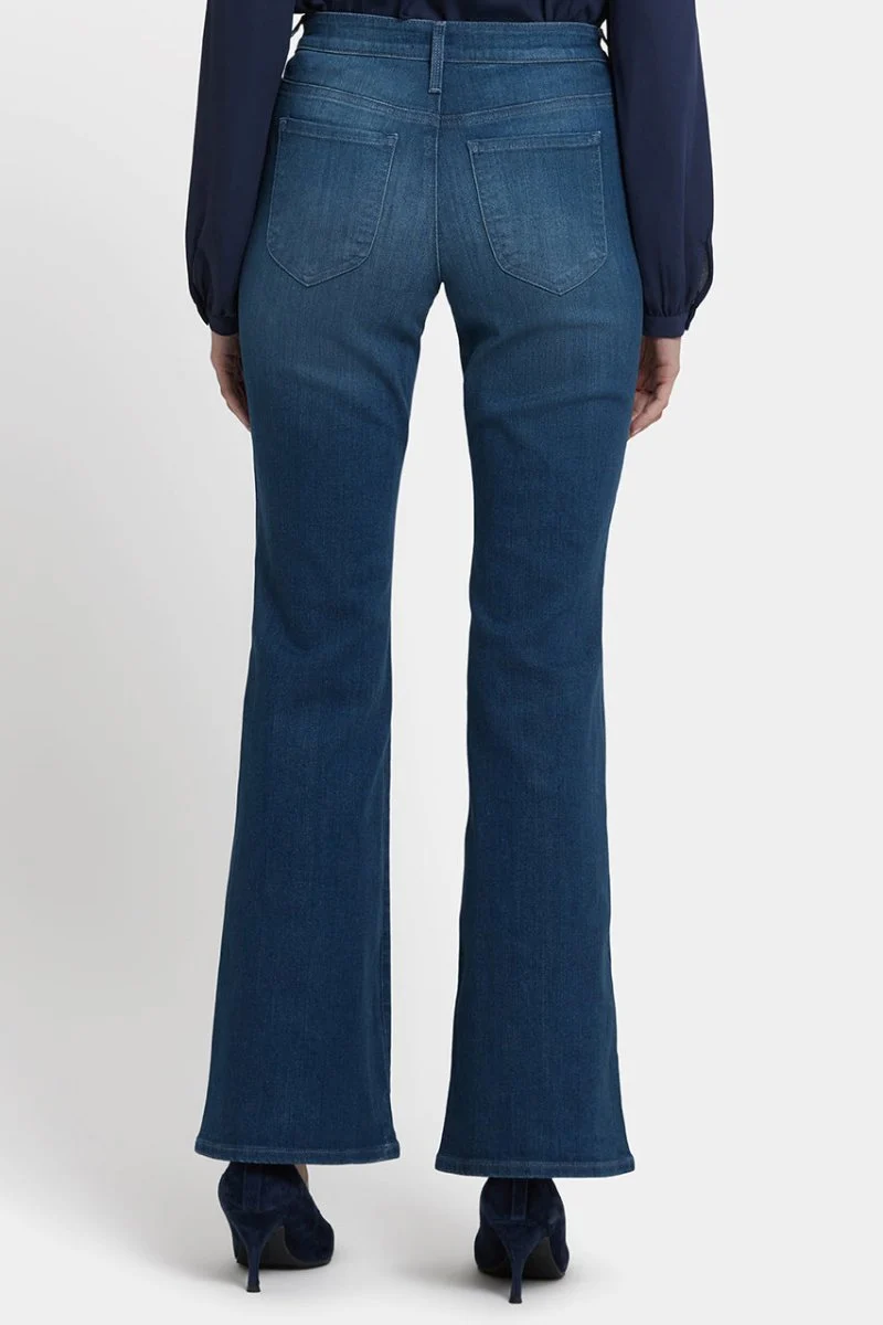 Ava Flared Jeans | Hugo Rain