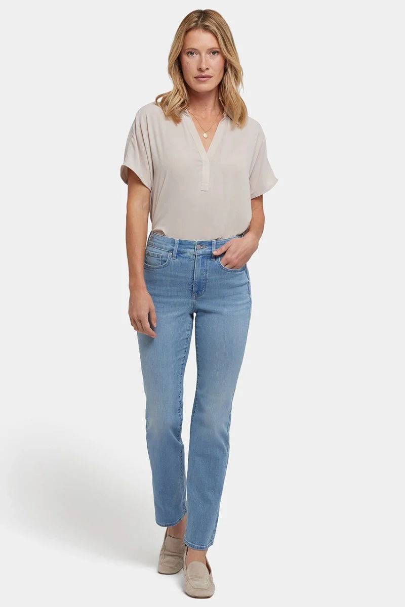 Marilyn Straight Jeans | Heritage Glow