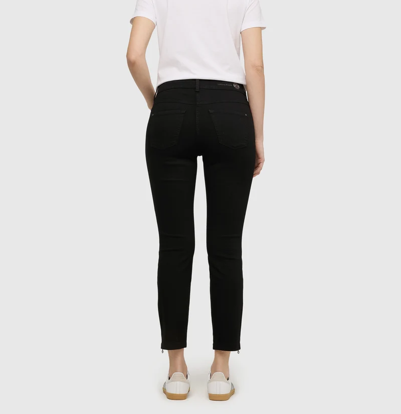 DREAM CHIC