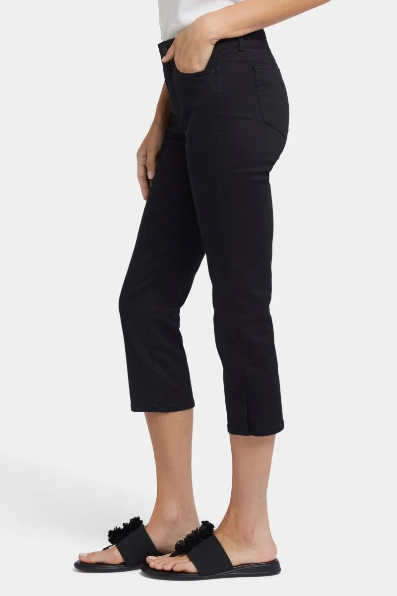 Chloe Capri Jeans mit Seitenschlitzen | Black