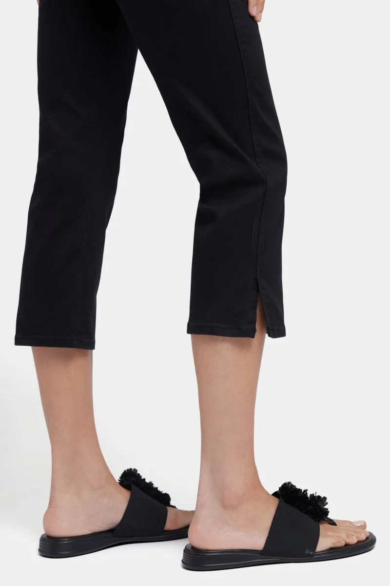 Chloe Capri Jeans mit Seitenschlitzen | Black