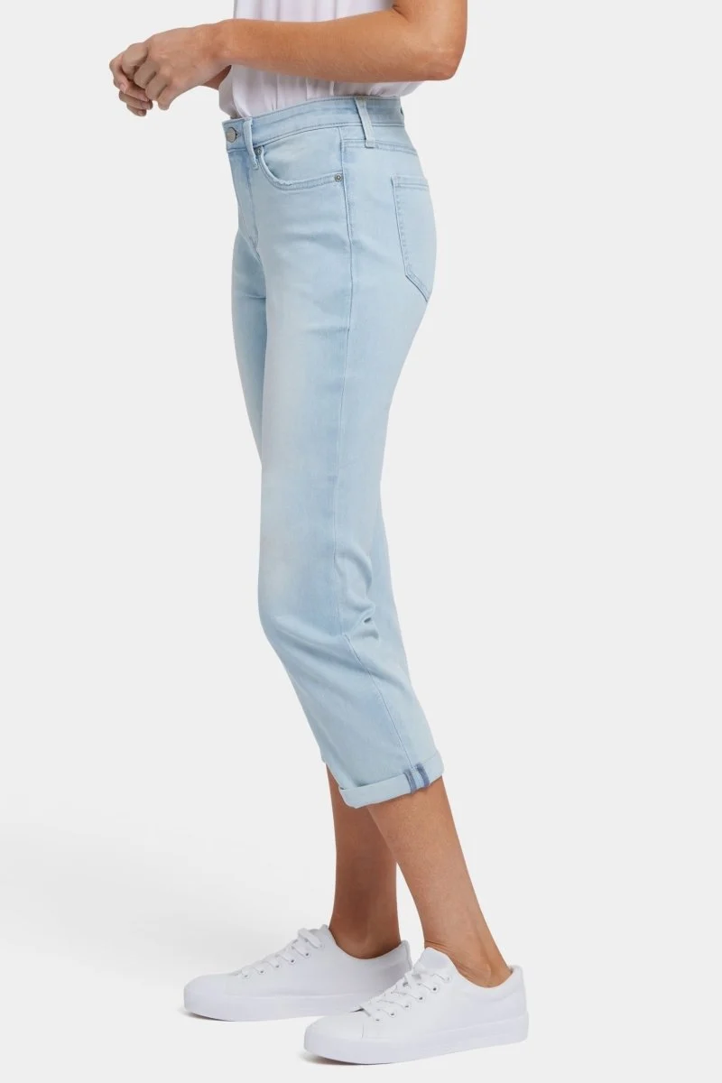 Chloe Capri | Clear Water