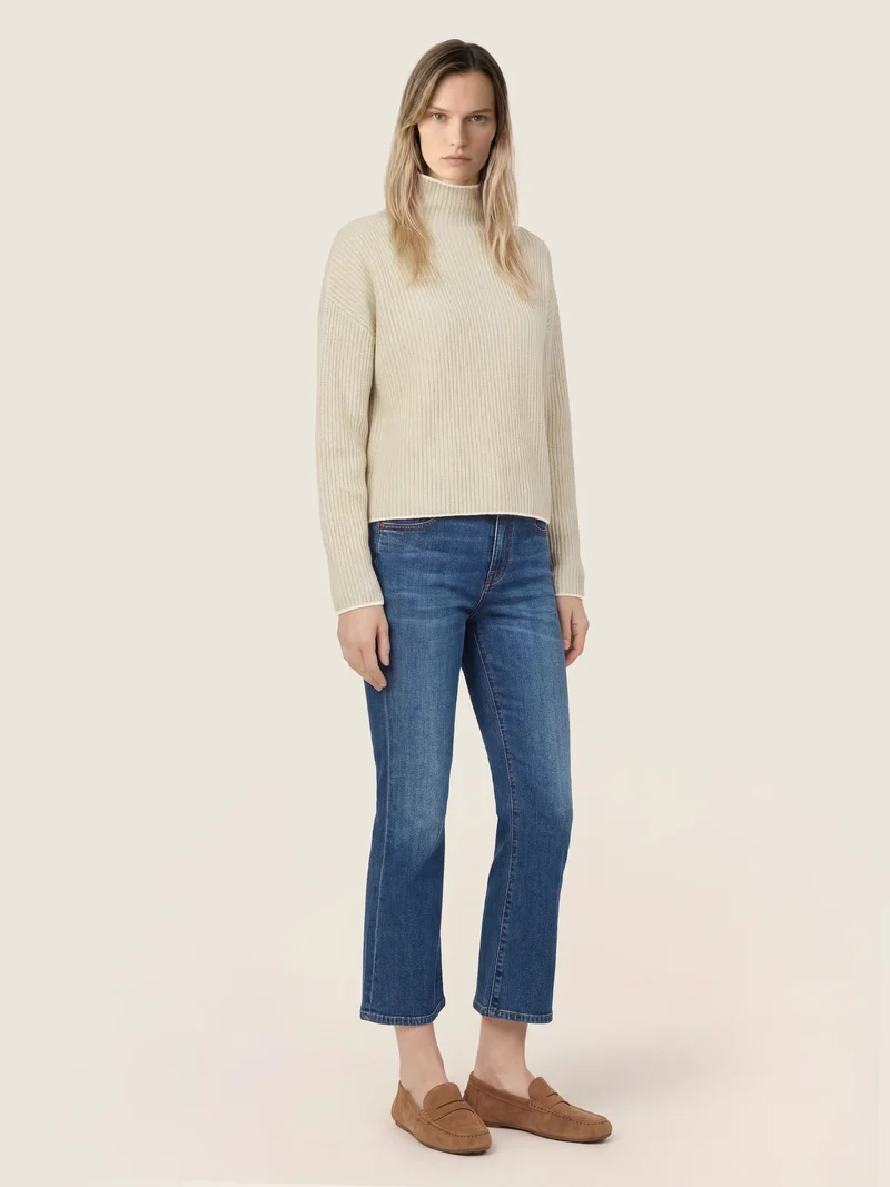 Kate Crop – Power Stretch Jeans in Regenerated Cotton-Lyocell