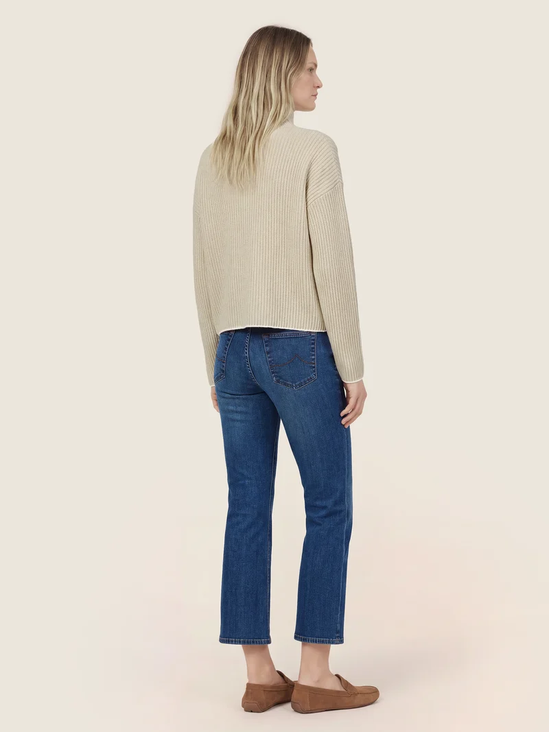Kate Crop – Power Stretch Jeans in Regenerated Cotton-Lyocell
