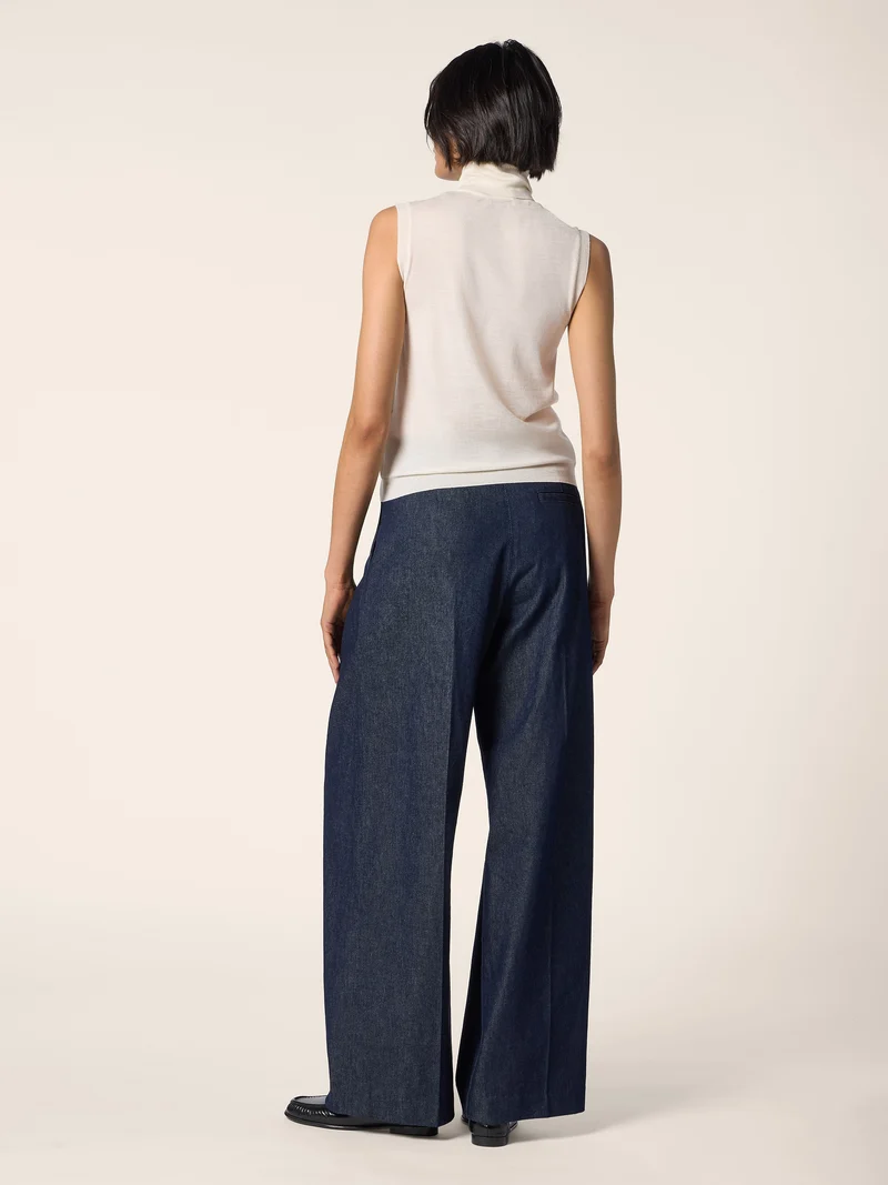 Wool Sleeveless Sweater