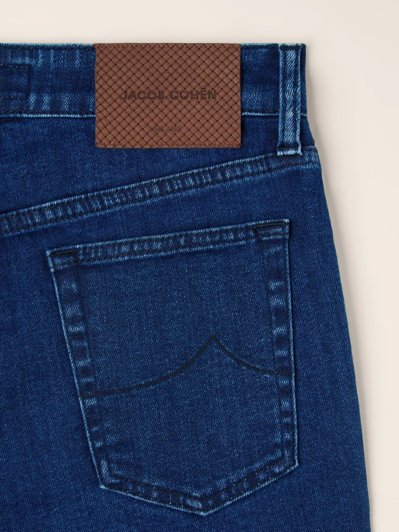 Vivian – Power Stretch Jeans in Regenerated Cotton-Lyocell