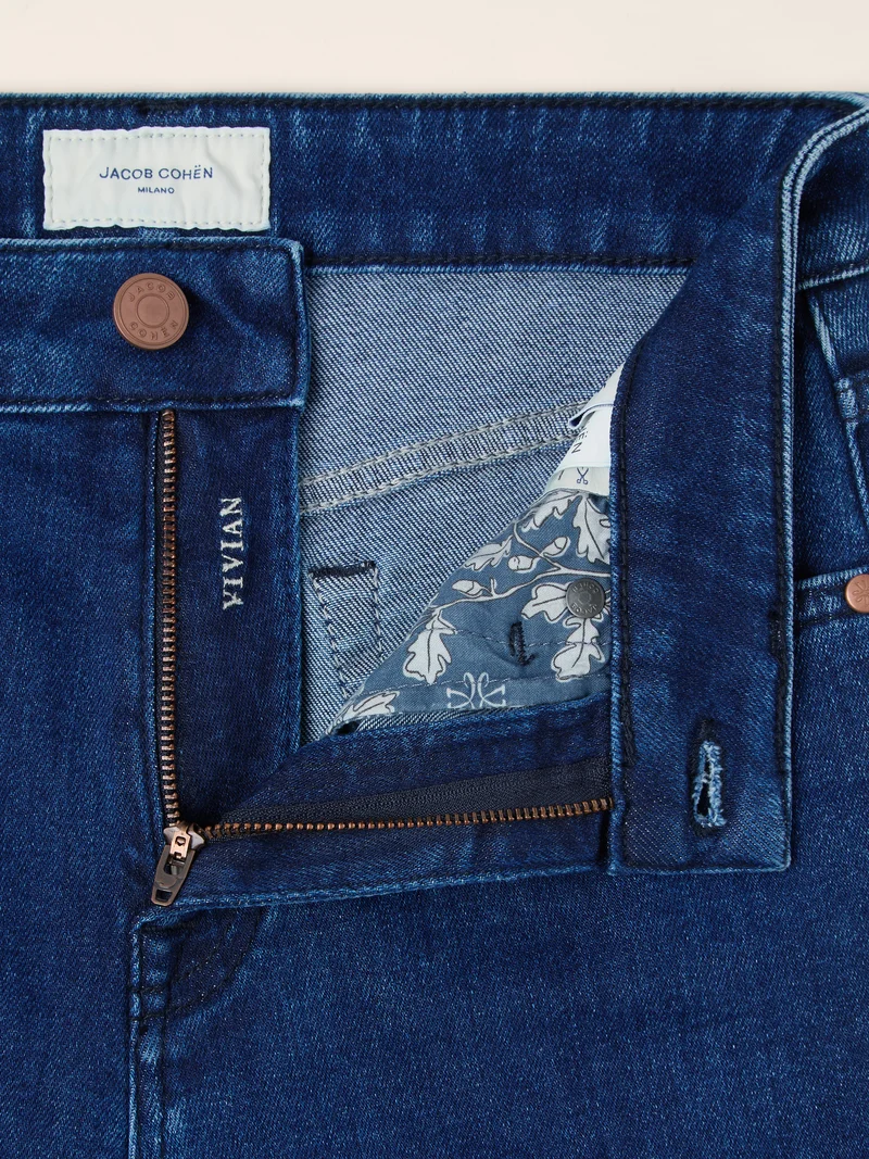 Vivian – Power Stretch Jeans in Regenerated Cotton-Lyocell