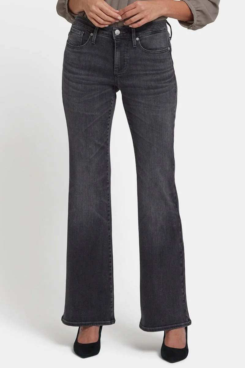 Ava Flared Jeans | Gloomy Marais