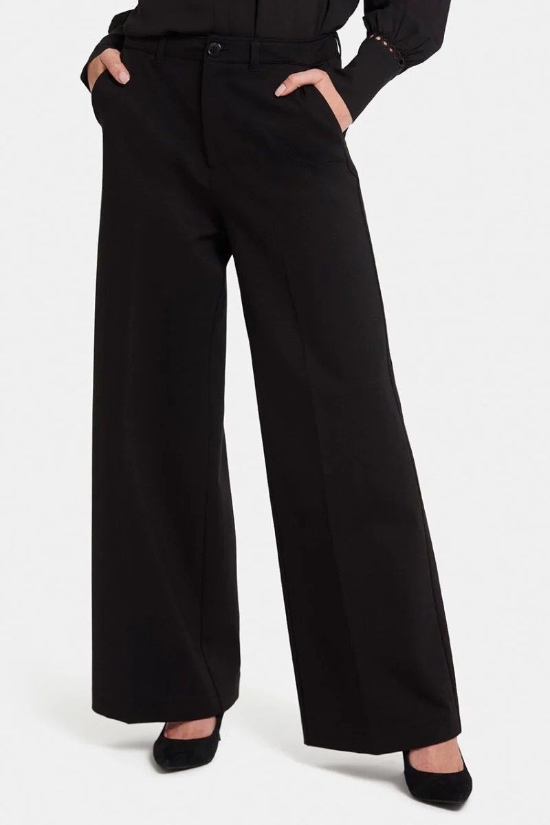 Whitney Hose aus Ponte Knit | Black
