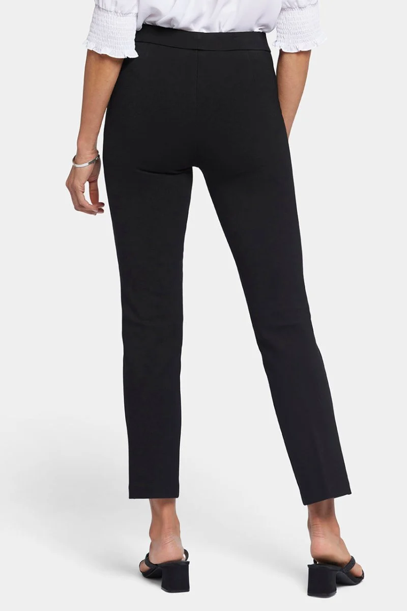Pull-On Straight Sculpt-Her™ Ankle Trouser | Black