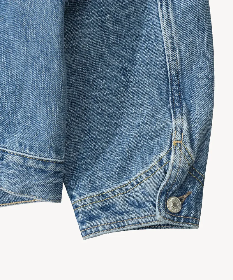 THE PLEATED SELVEDGE DENIM JACKET