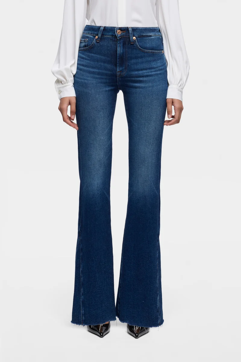 LEGGY BOOTCUT in Slim Illusion Current