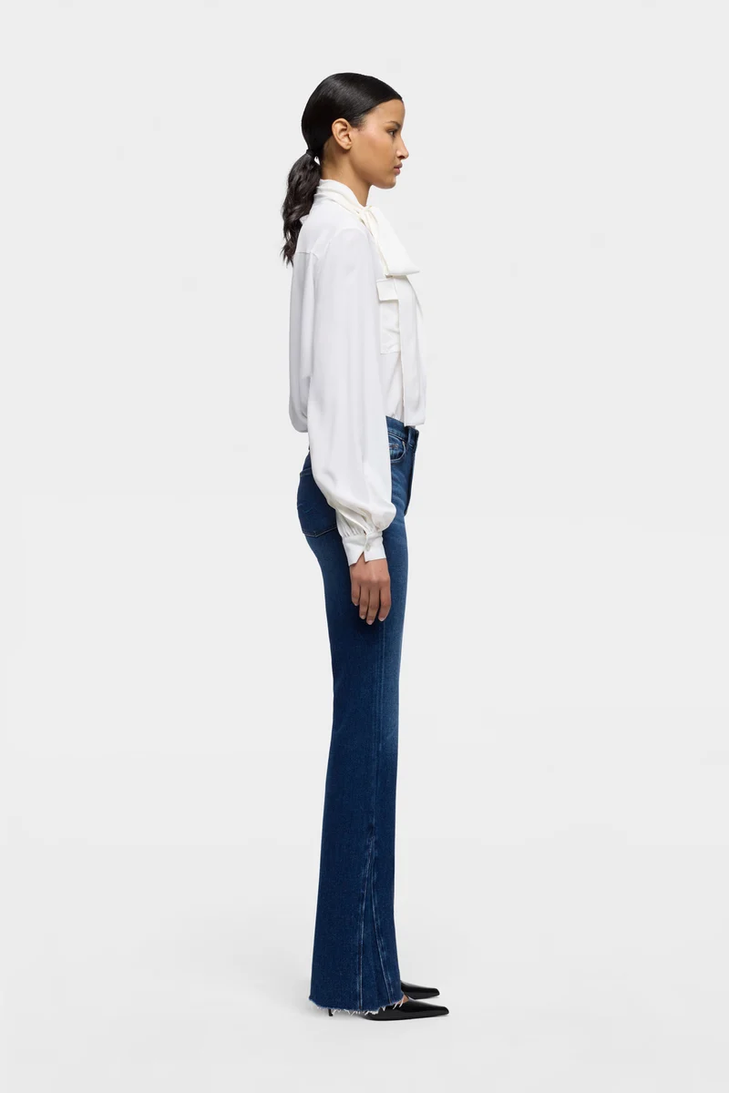 LEGGY BOOTCUT in Slim Illusion Current