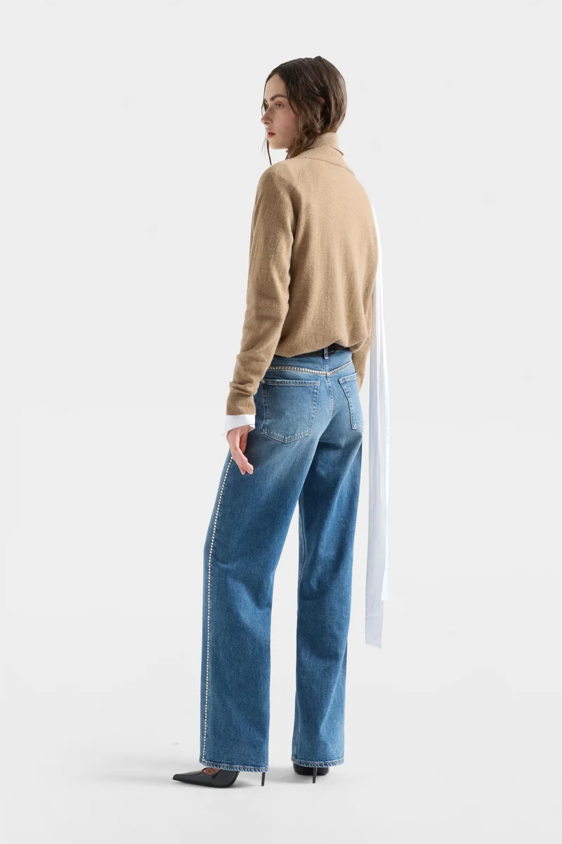 STOVEPIPE STRAIGHT in Denim Avenue
