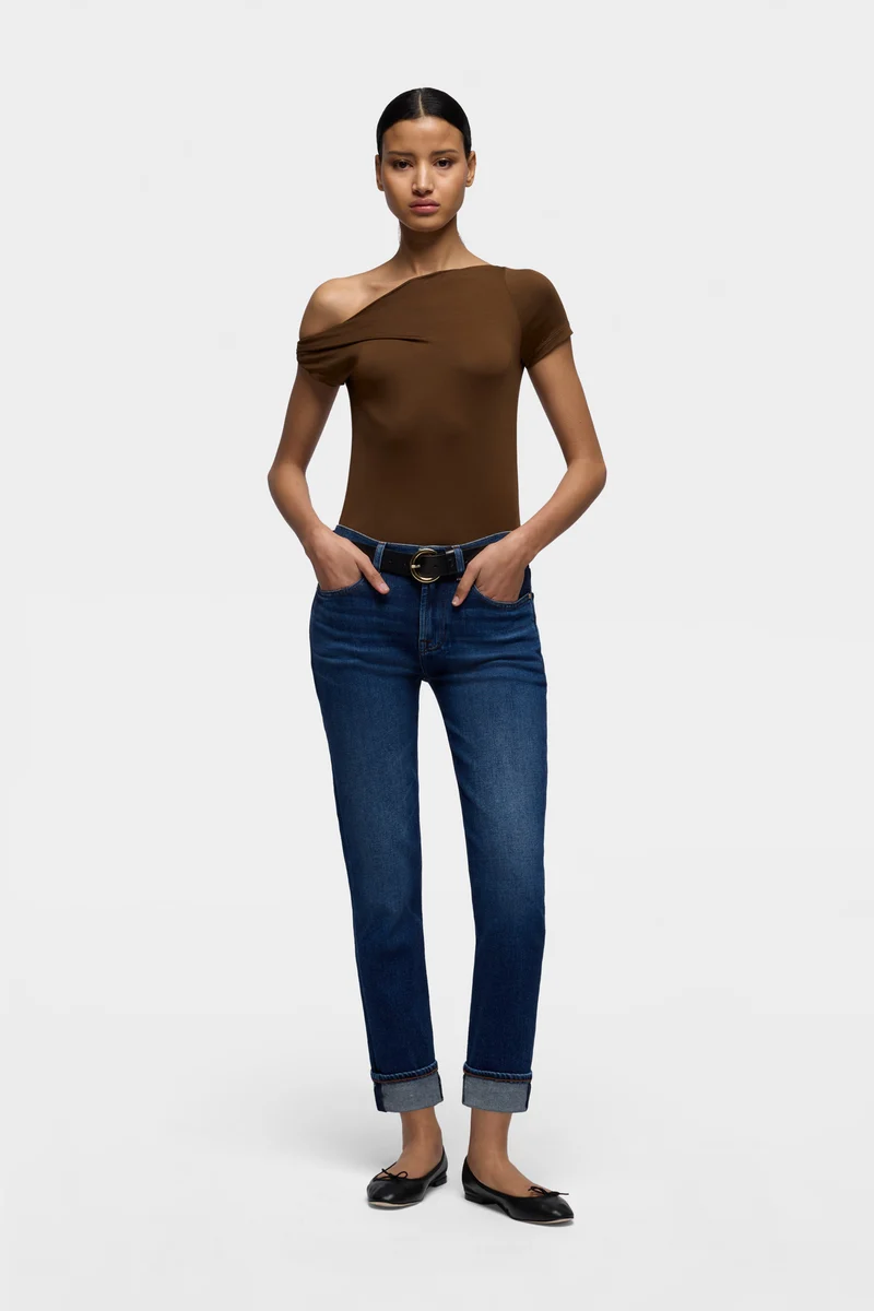 RELAXED SKINNY in Slim Illusion Current