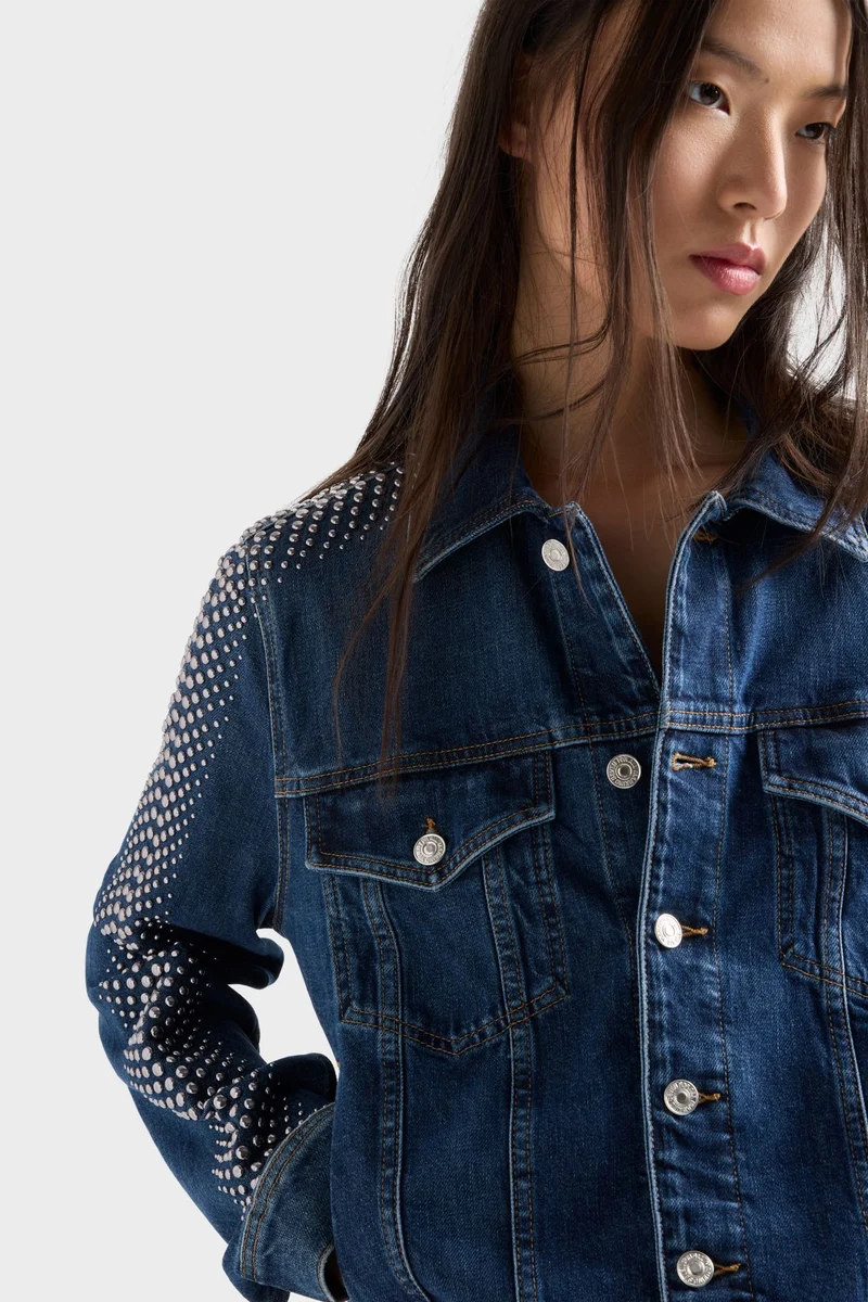 ADI TRUCKER JACKET in Denim Revolt