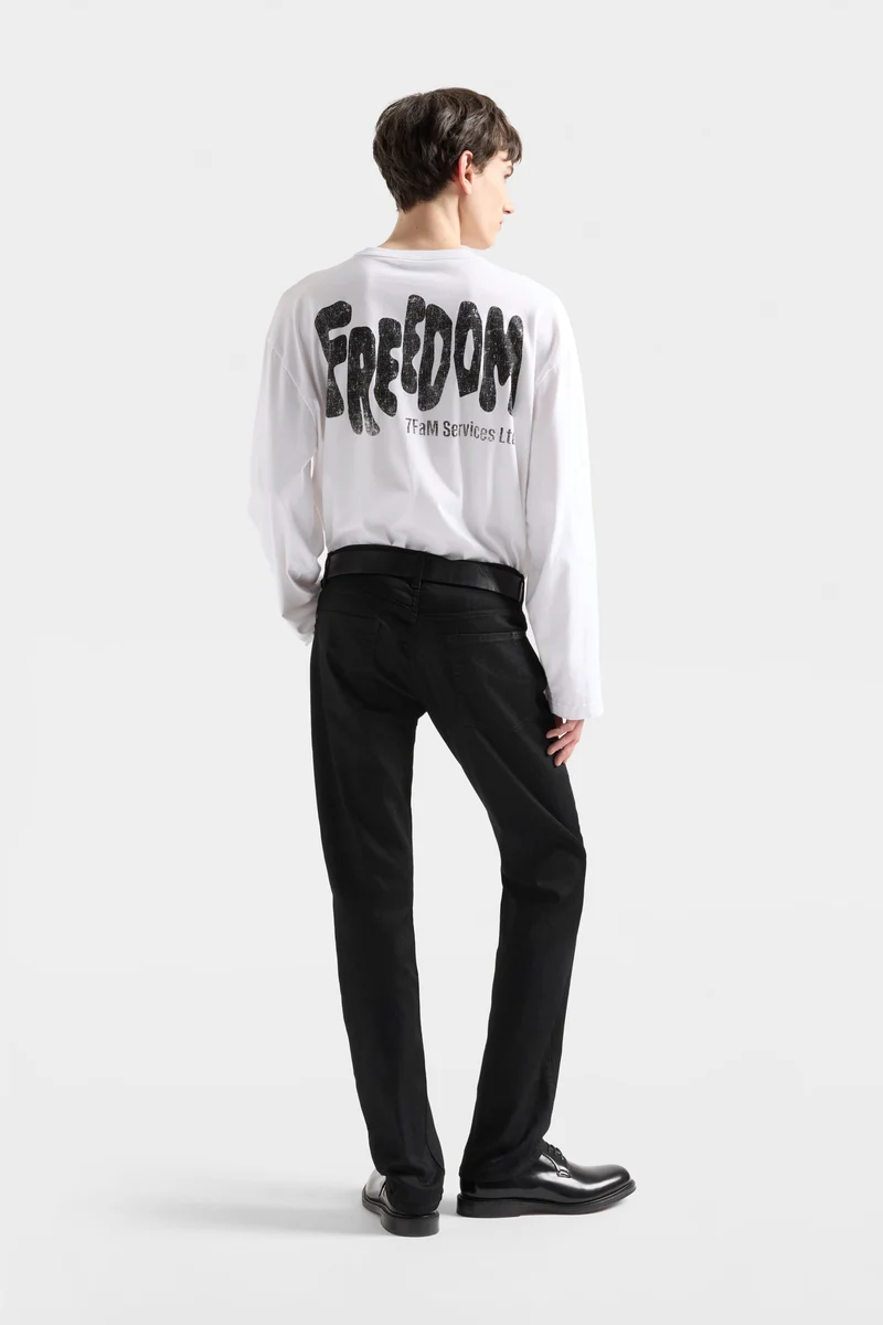 LONG SLEEVE GRAPHIC TEE in Free White