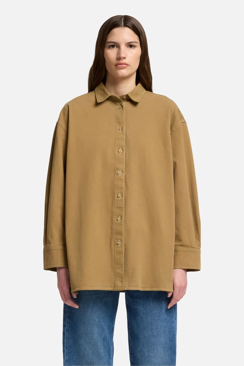 Comfort Twill Nina Relaxed Overshirt in Sand Storm