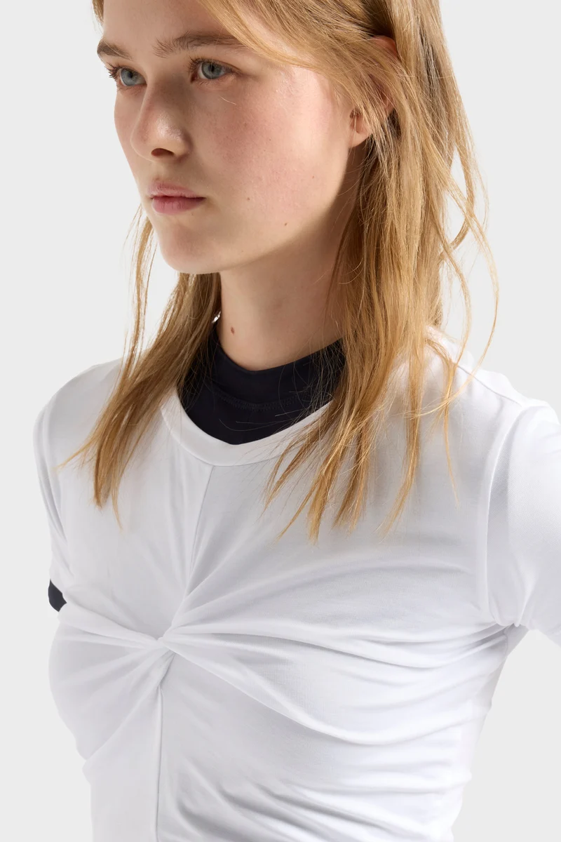 TWISTED TEE in Lyocell Optical White