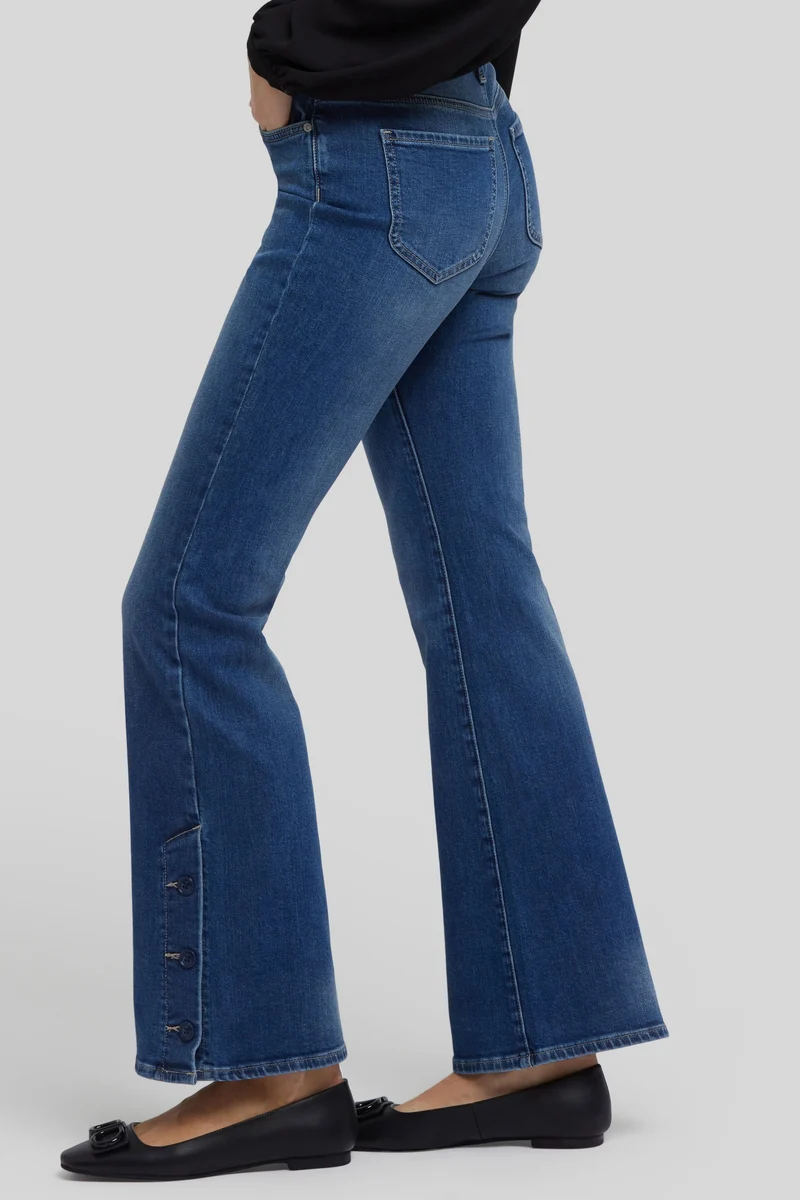 Ava Flared Jeans | Lake Notre-Dame