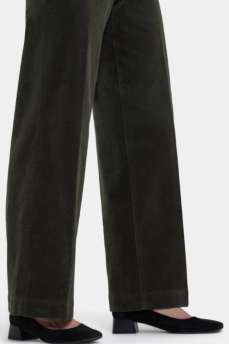 Teresa Wide Leg Corduroy Hose | Vine Leaf