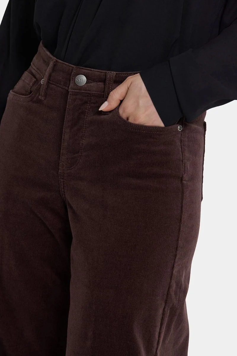 Teresa Wide Leg Corduroy Hose | Bitter Chocolate