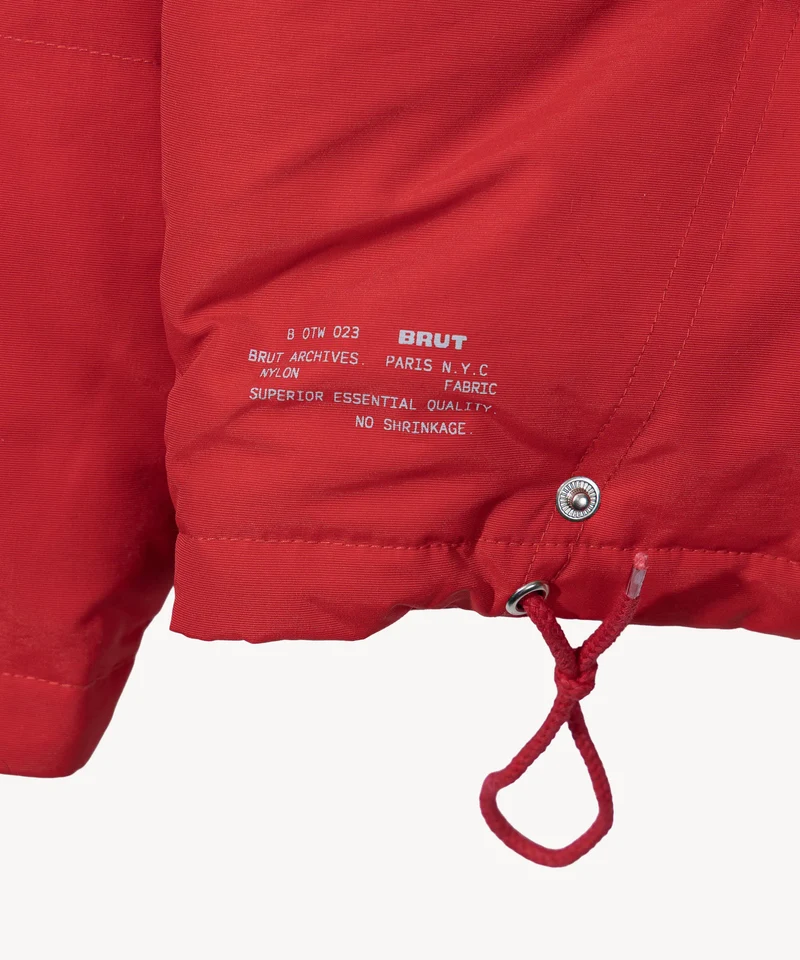 THE SUMMIT JACKET