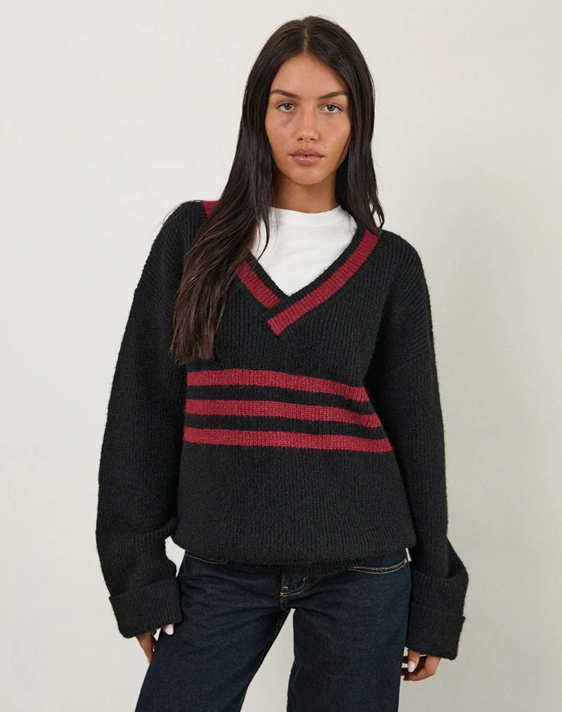 Knitza Pullover in Schwarz mit roten Streifen