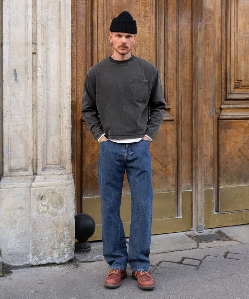 THE BEST LONG-SLEEVE POCKET TEE