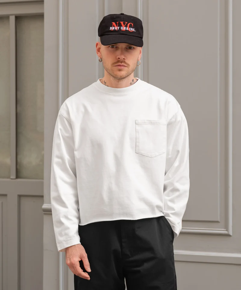 THE BEST LONG-SLEEVE POCKET TEE