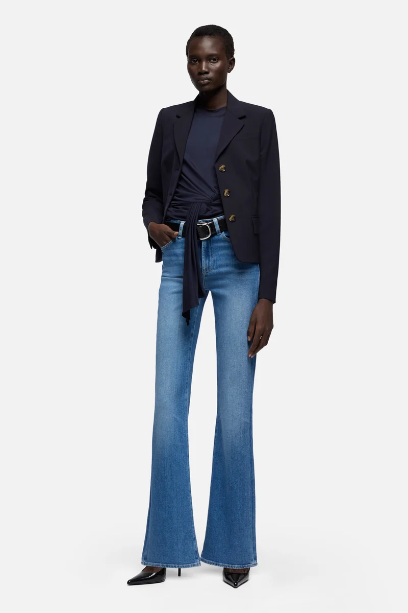 LEGGY BOOTCUT in Slim Illusion Coastline