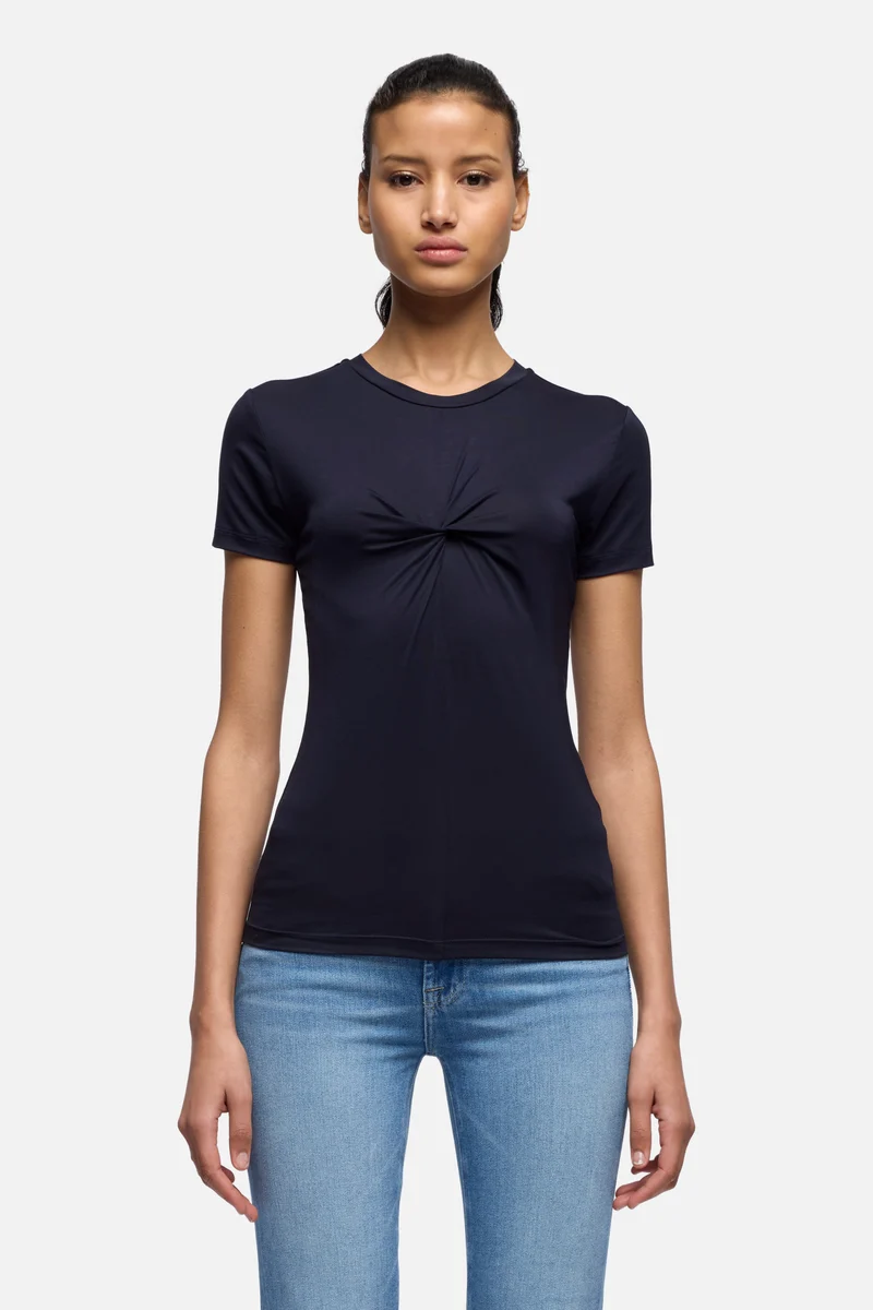 TWISTED TEE in Lyocell Navy