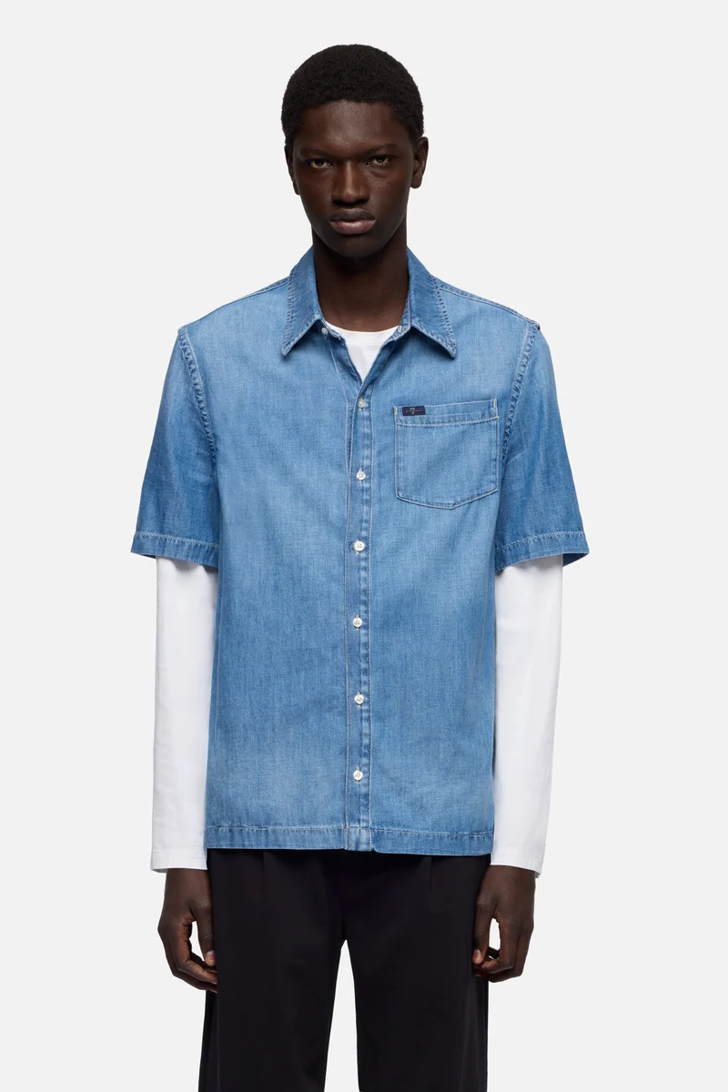 SHORT SLEEVE BUTTON UP SHIRT in Denim Gold River