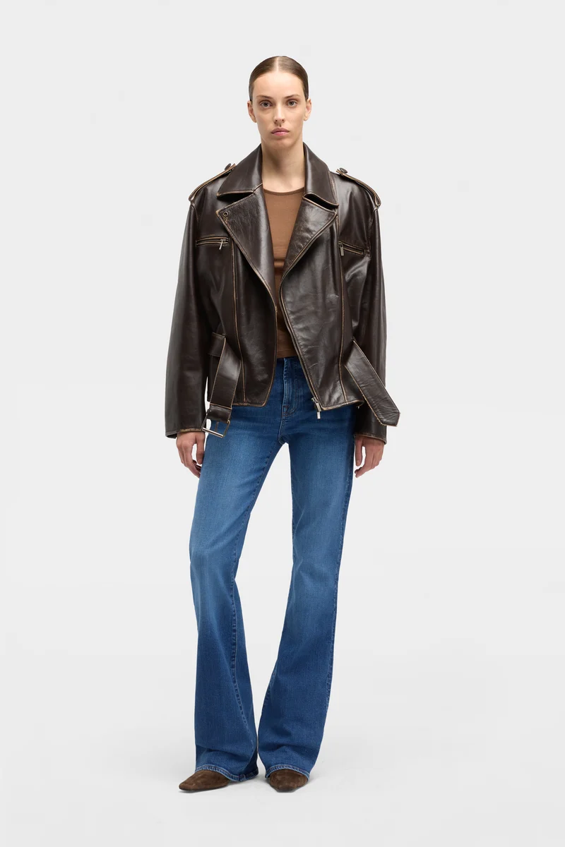 PETITE LEGGY BOOTCUT in Slim Illusion Moonwater