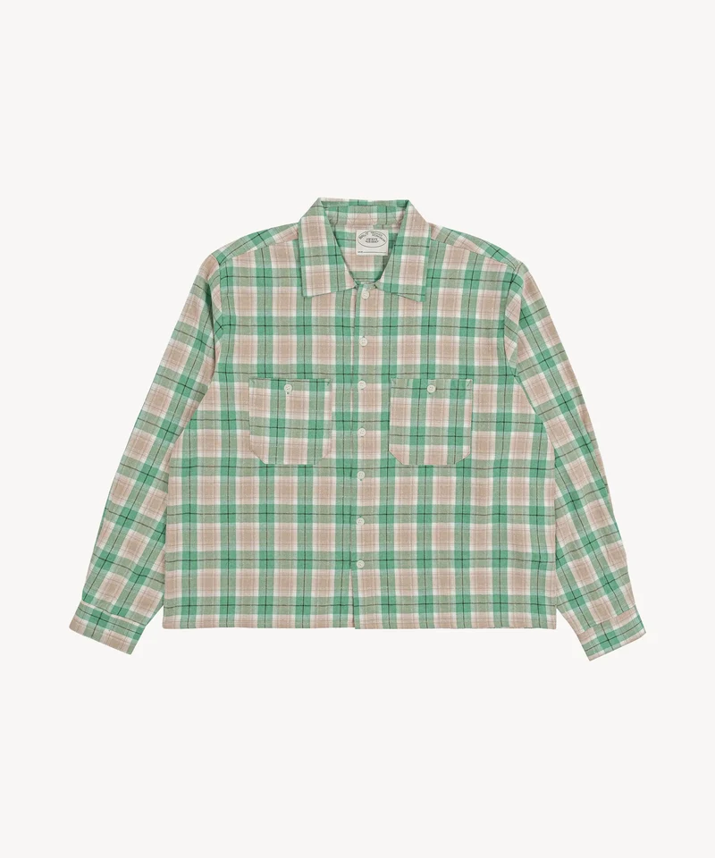 THE OVERSIZED WORK SHIRT