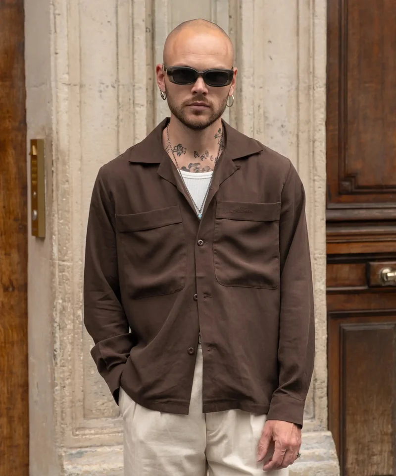 LA GRANDE CHEMISE