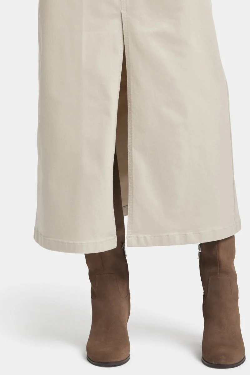 Hohe Taille Langer Rock mit mittigem Frontschlitz | Feather