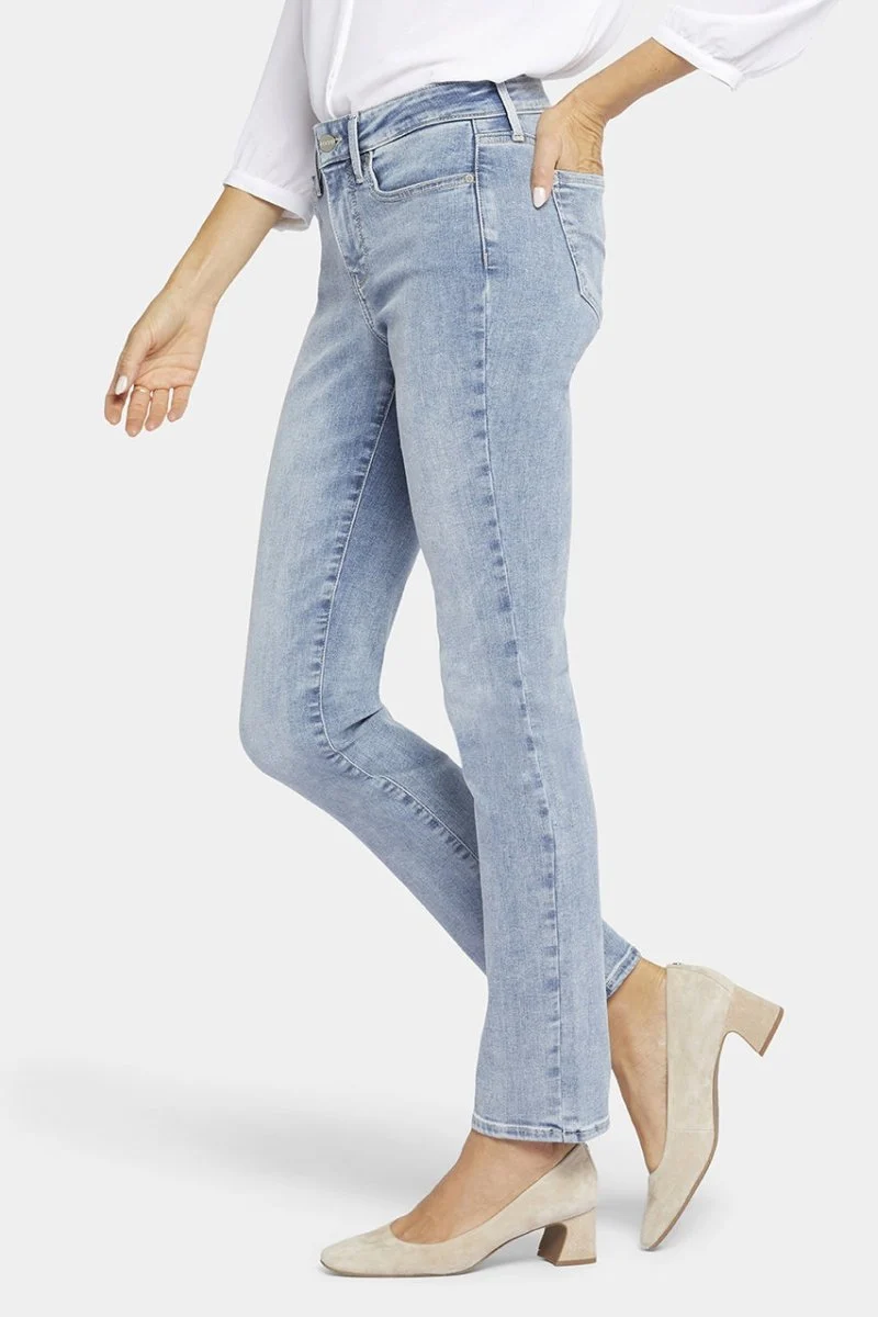 Sheri Slim Jeans Hellblau Premium Denim (Tall) | Haley