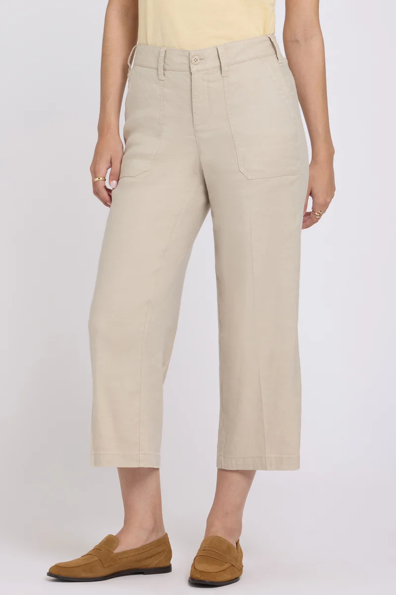 Wide Leg Cargo Capri Hosen aus Stretchleinen | Feather