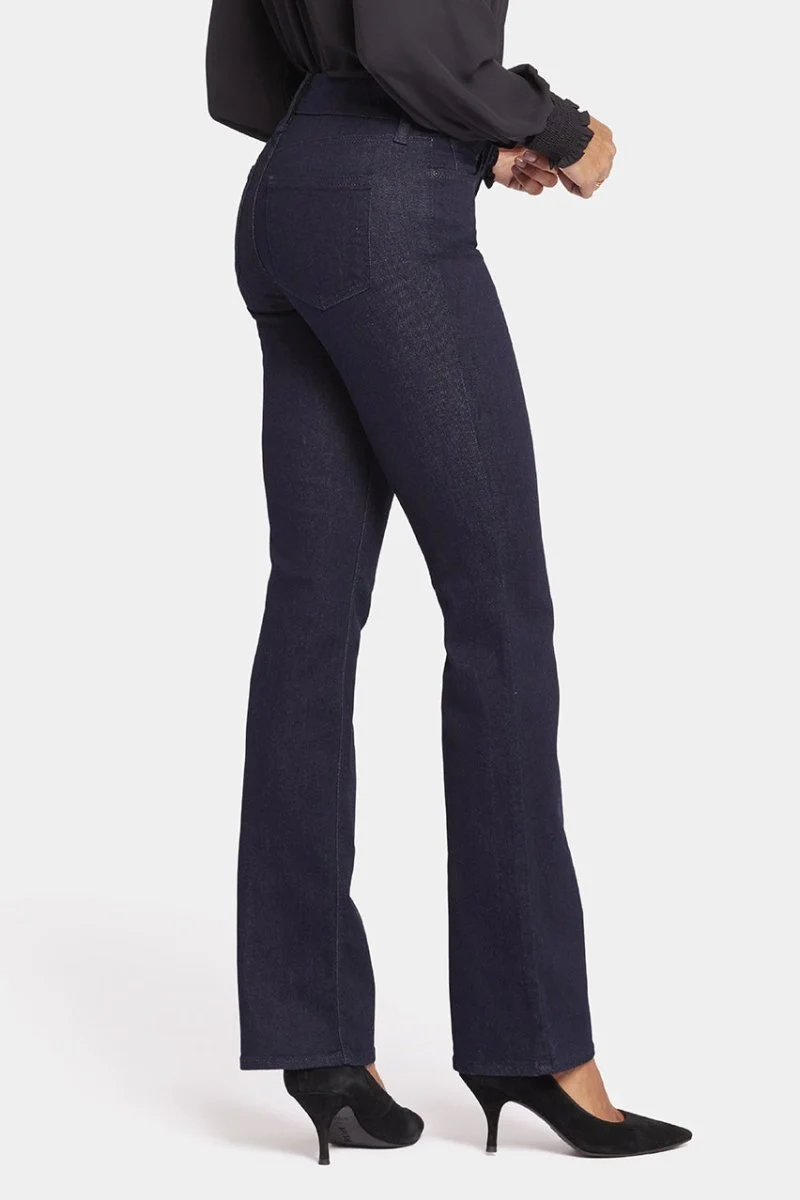 Barbara Bootcut Jeans Dunkelblau Premium Denim | Rinse