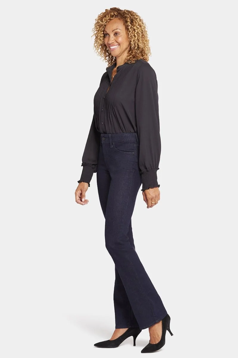 Barbara Bootcut Jeans Dunkelblau Premium Denim | Rinse
