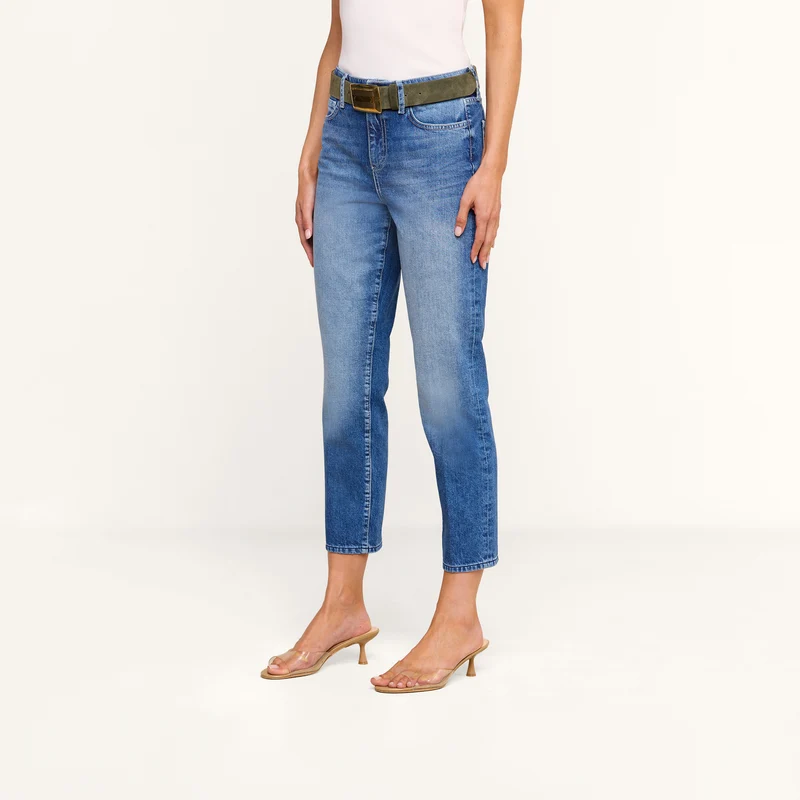 Avena Slim-Leg Jean