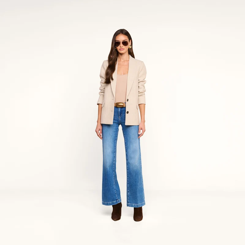Amelie Blazer
