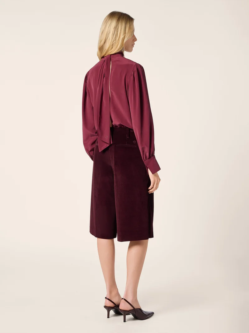 Ivy – Bermudas in Cotton Velvet