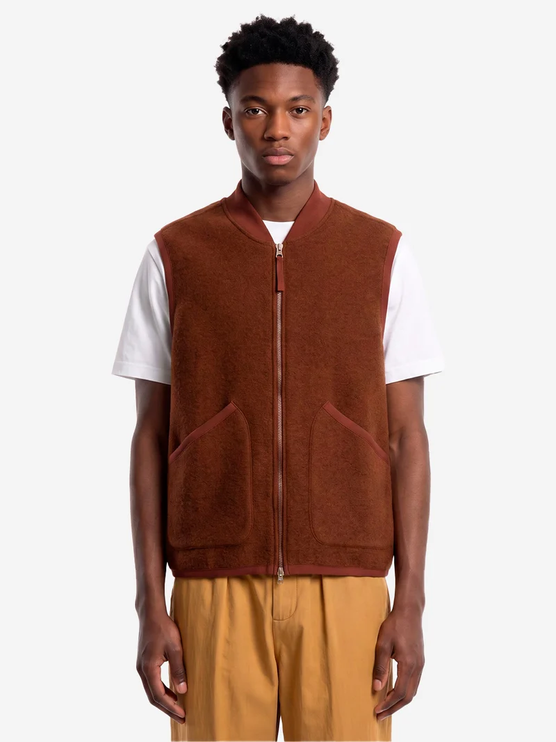 Gilet marrone in fleece di lana con zip