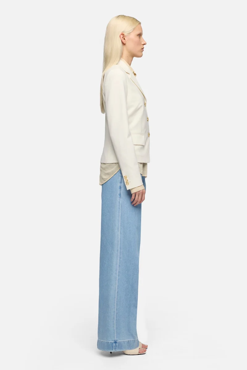 FITTED BLAZER in Wool Blend White