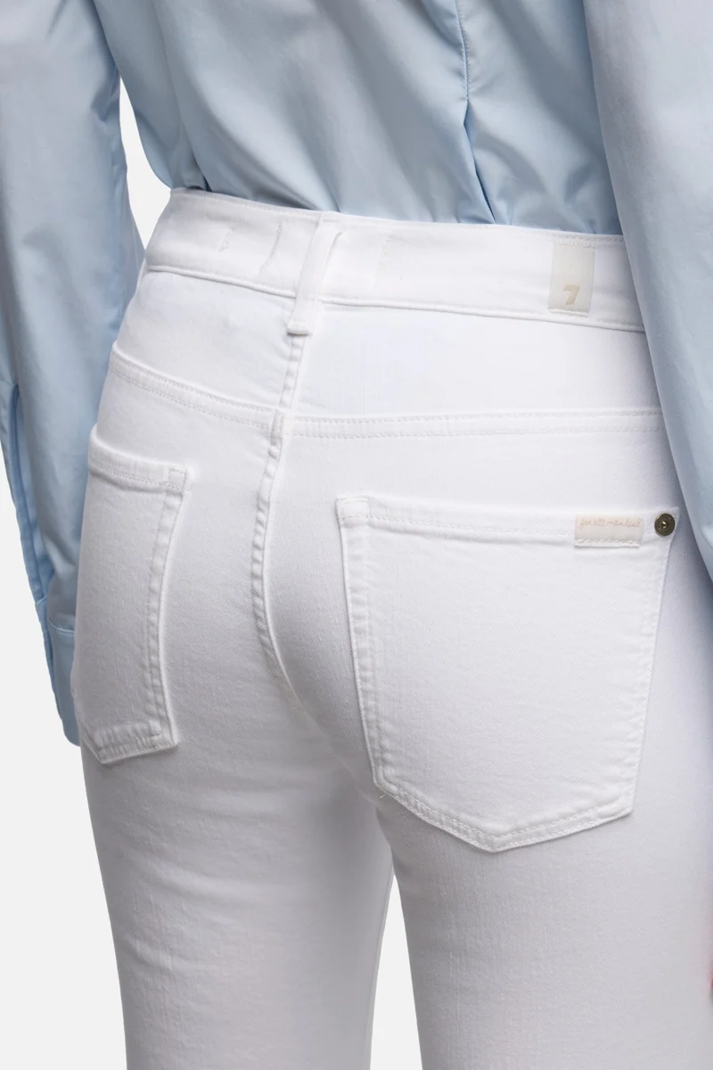 TAILORLESS BOOTCUT in Slim Illusion Pure White