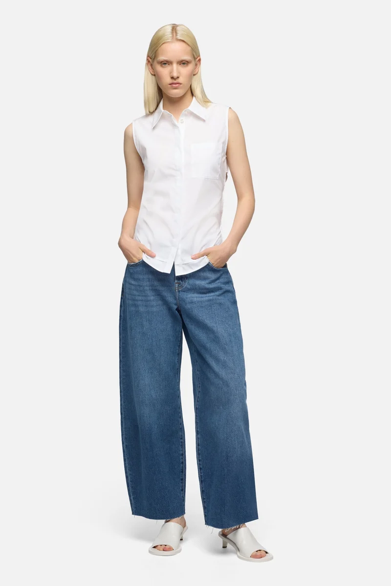 OPEN BACK SLEEVELESS SHIRT in Poplin Optical White