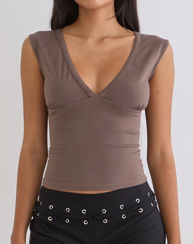 Emberly Plunge Top in Kaffee-Quarz